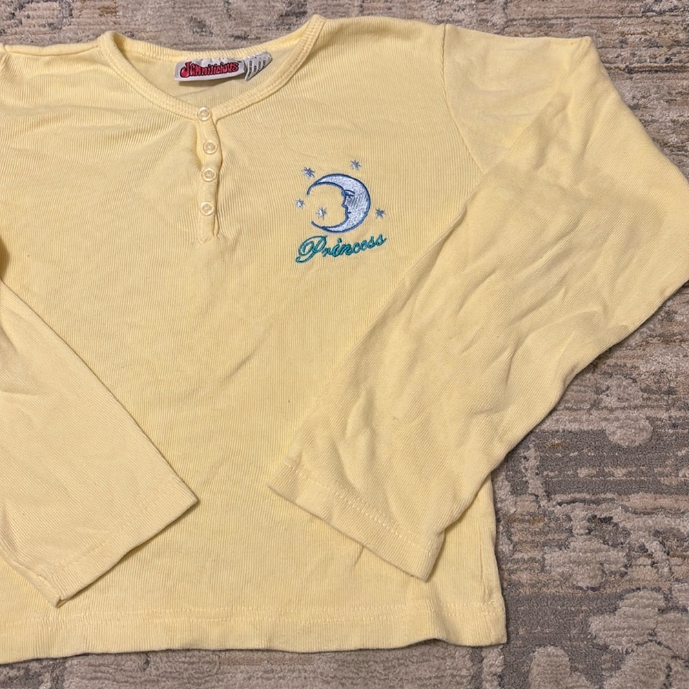 Cutie Y2K vintage cropped long sleeve top